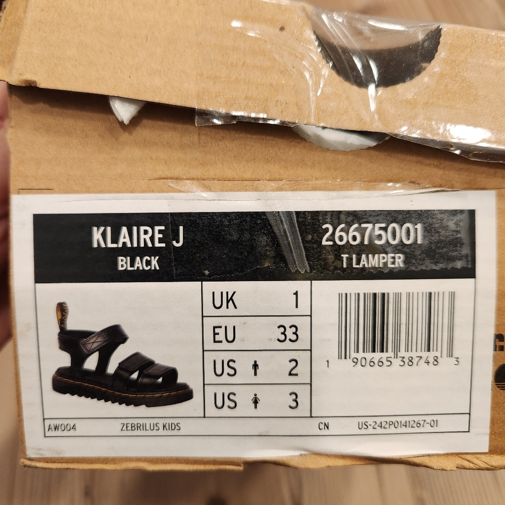 Dr. Martens Klaire Kids Sandal - Picture 4 of 9